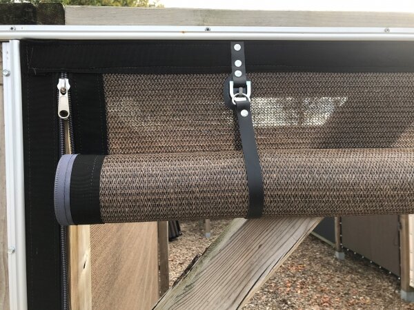Veranda/winddoek EXCLUSIEF tot 300cm breed x 220cm hoog  