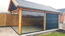 Aluxe glasschuifwand AL24 3 glaspanelen + zwart aluminium Aluxe glasschuifwand AL24 3 glaspanelen + zwart aluminium